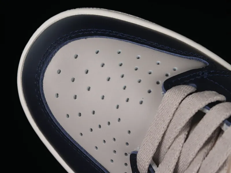 All categories Air Jordan Jordan series basketball shoes Air Jordan 1 High LJR version Air Jordan 1 High "Georgetown" AJ1 Joe 1 Georgetown high-top basketball shoes BQ4422-400